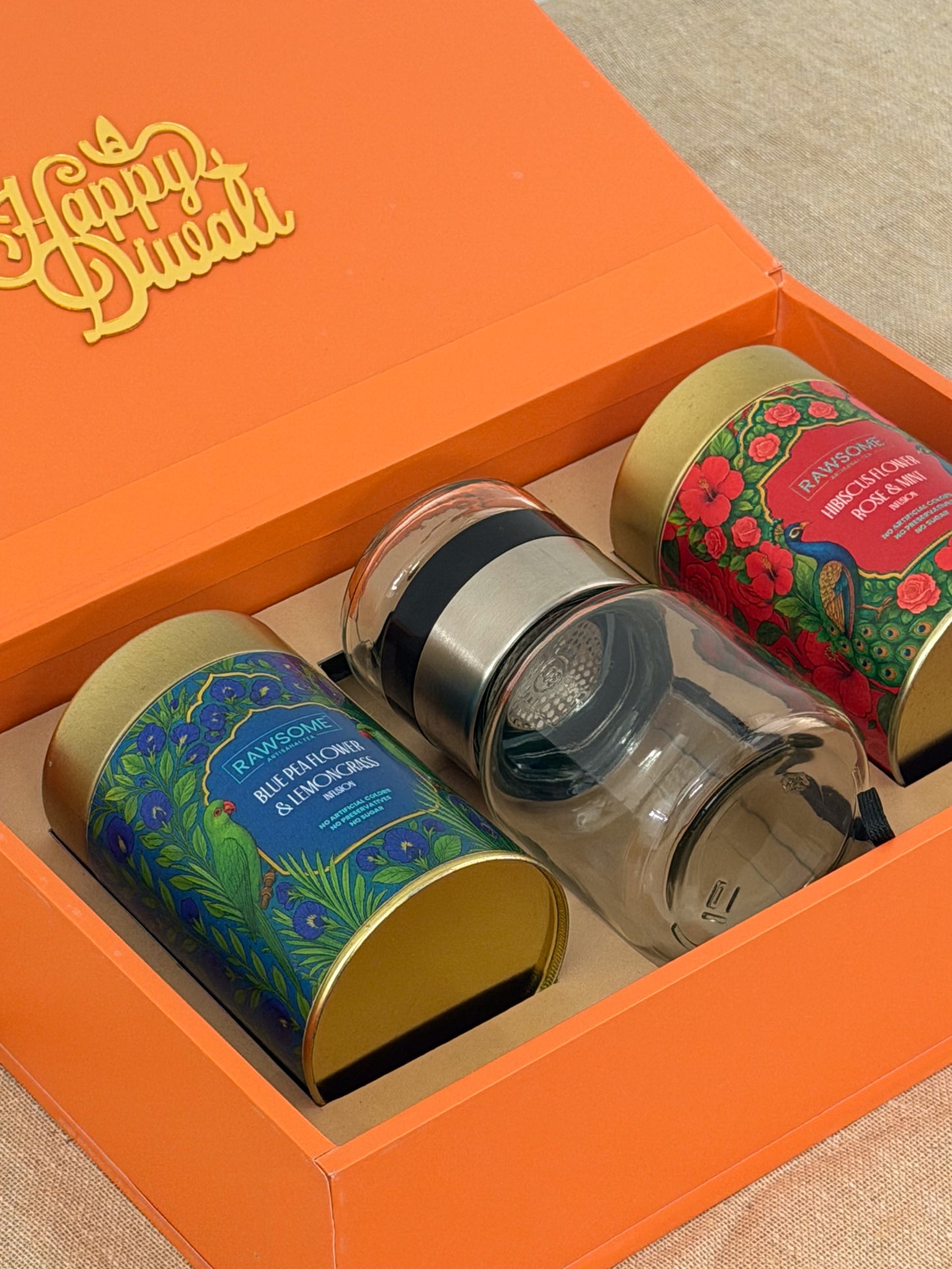 ESSENSA Experience Box